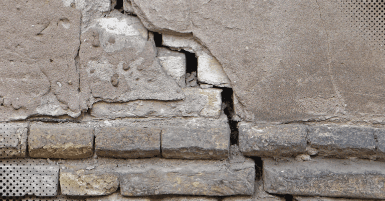 When To Walk Away After The Home Inspection - Feature Image