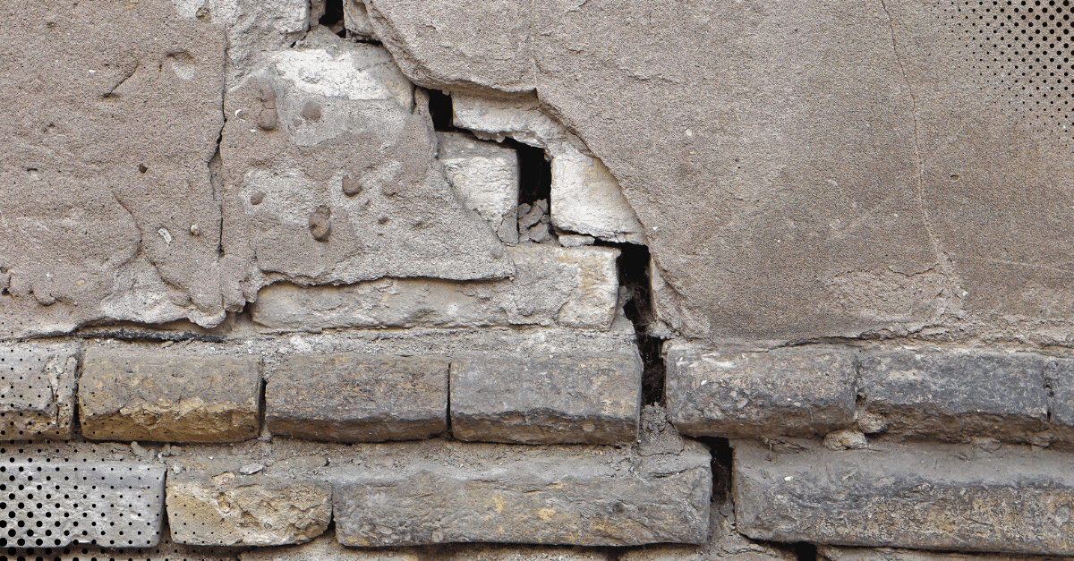 When To Walk Away After The Home Inspection - Feature Image